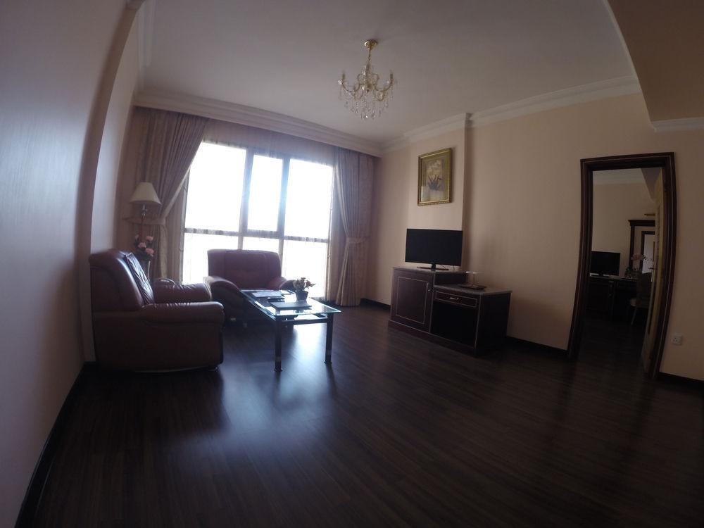 Taj Plaza Hotel 4*