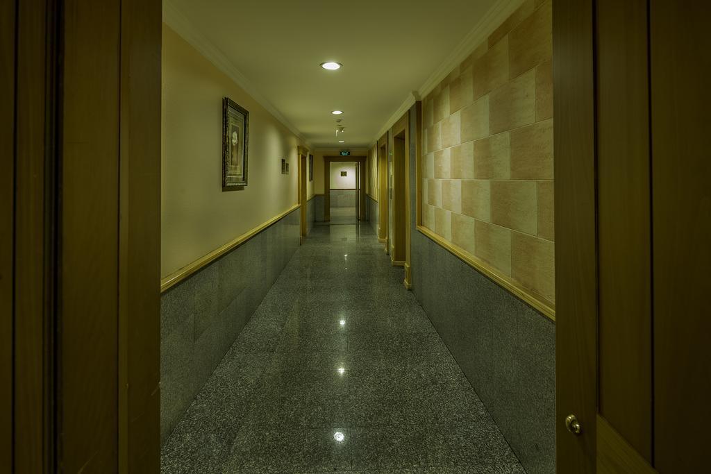 होटल Taj Plaza
