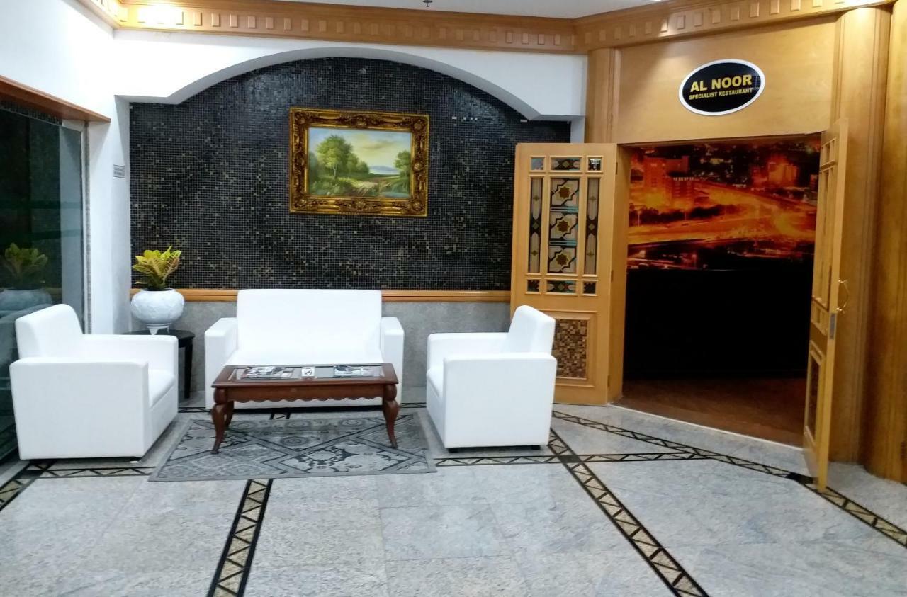 होटल Taj Plaza Manama