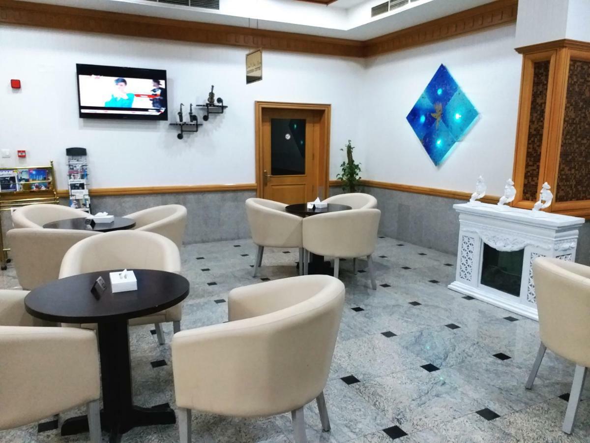 Taj Plaza होटल