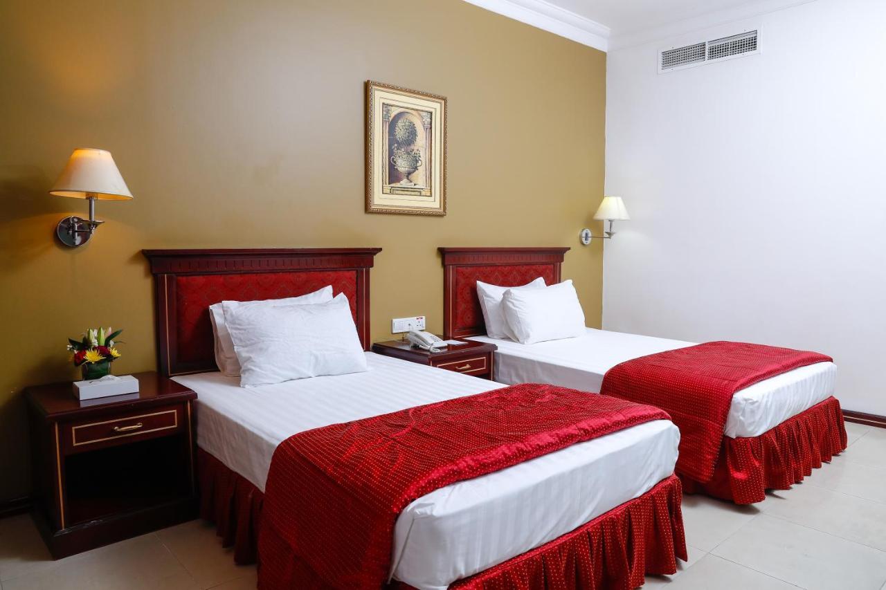होटल Taj Plaza Manama
